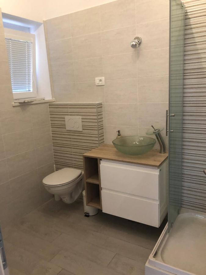 Apartmaji Meduza Izola Esterno foto