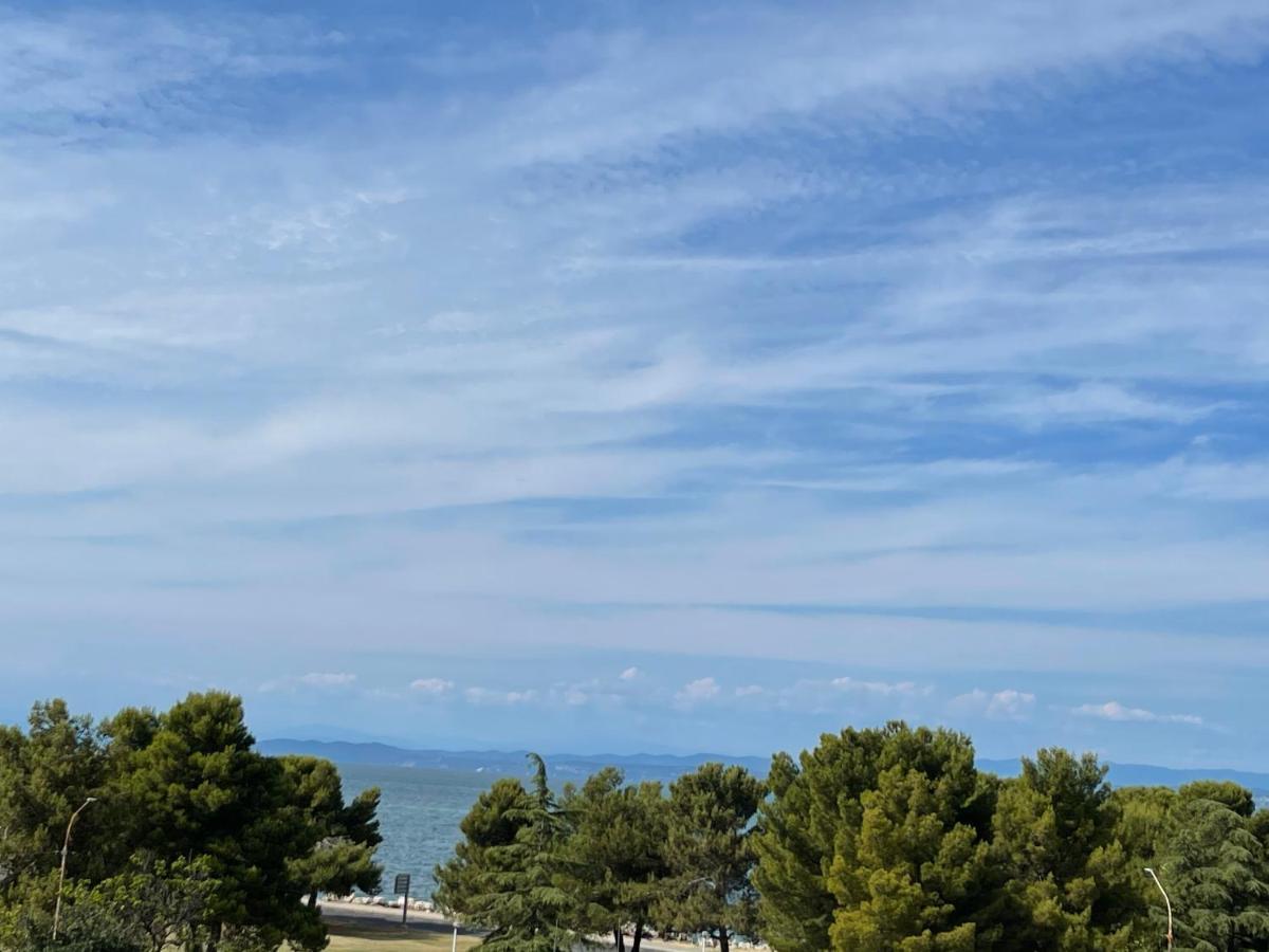 Apartmaji Meduza Izola Esterno foto