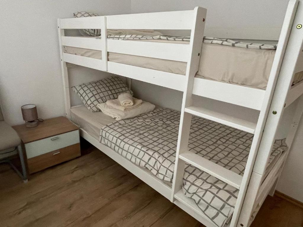 Apartmaji Meduza Izola Esterno foto